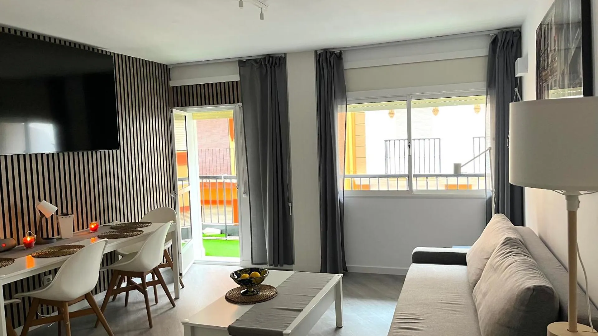 Small Home Fuengirola 0*,